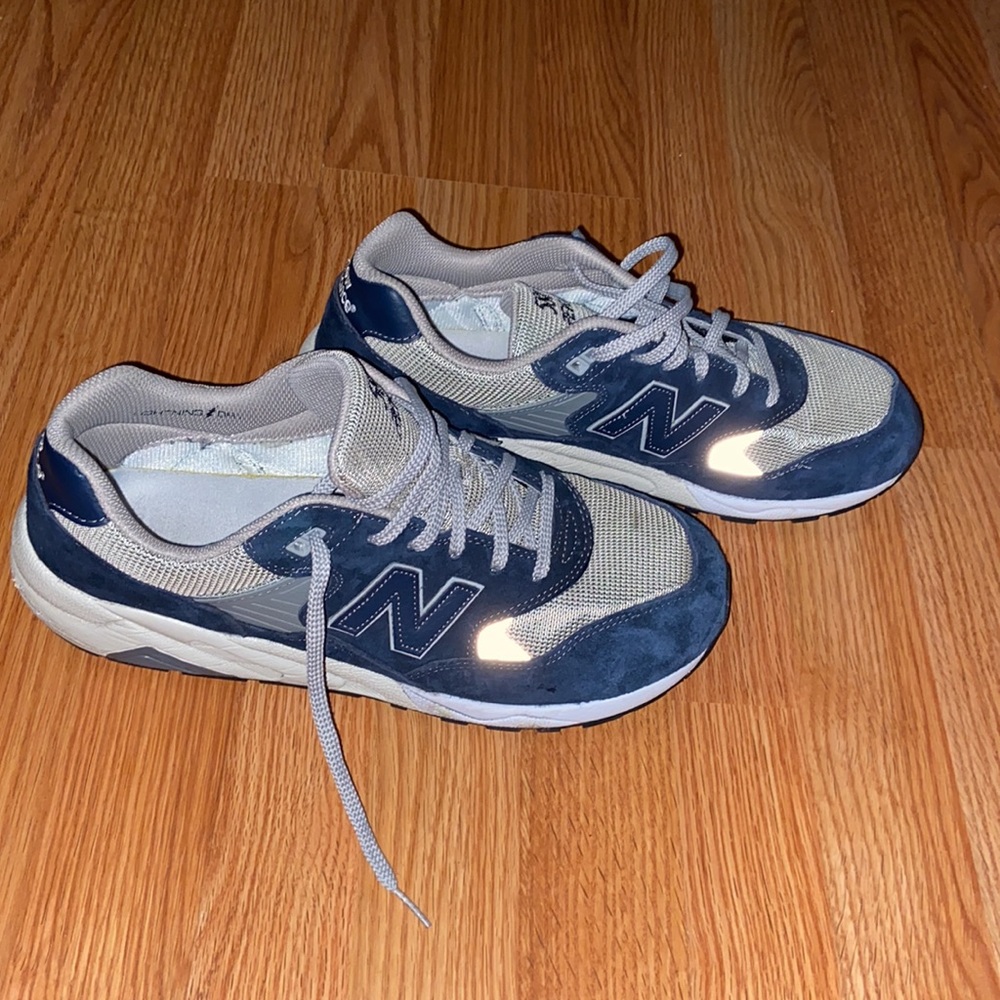 New Balance 580